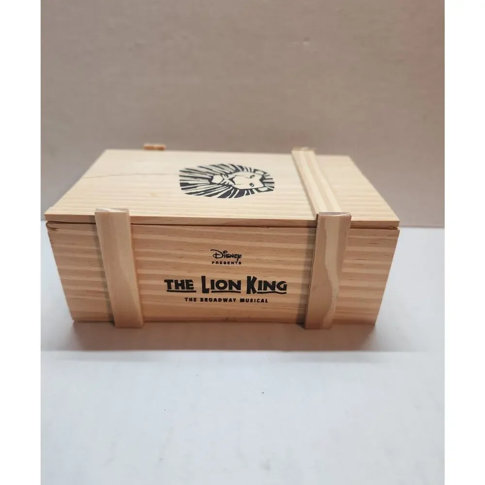 New Disney Lion King The Musical Watch Rare Limited Edition 0558/5000.
